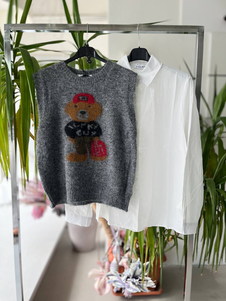 Joie Clair (J-Clair)