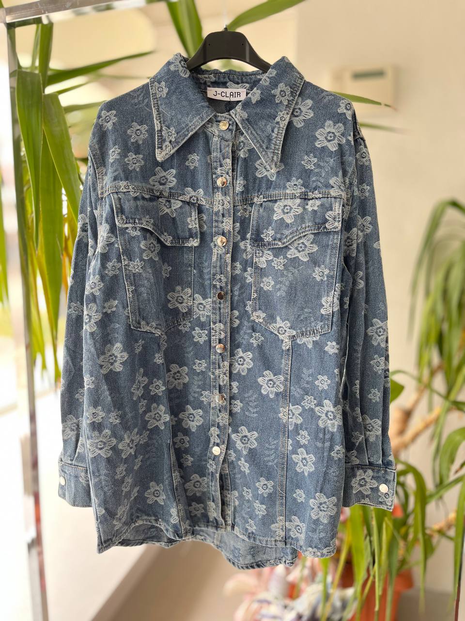 Joie Clair (J-Clair)