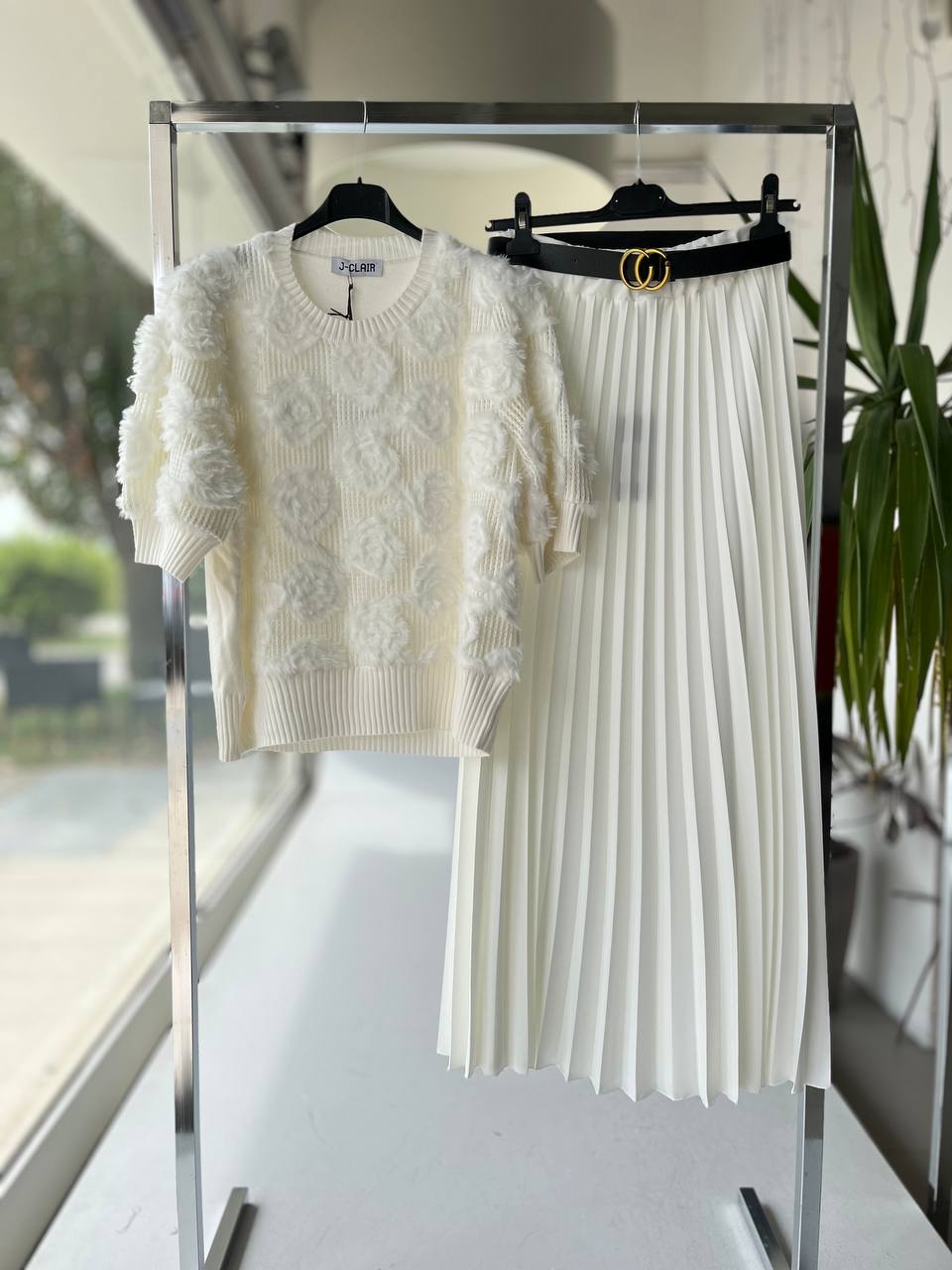 Joie Clair (J-Clair)