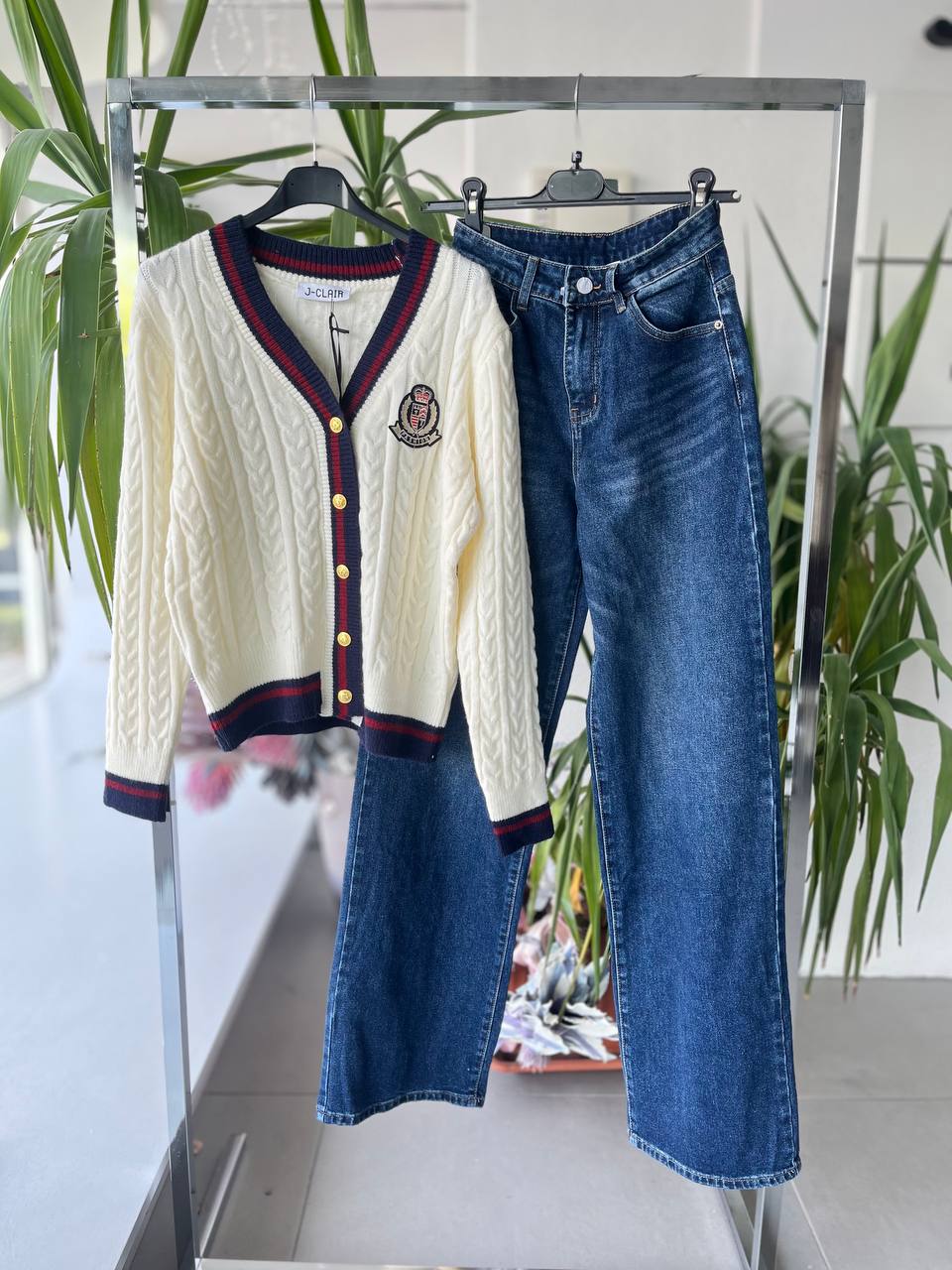 Joie Clair (J-Clair)