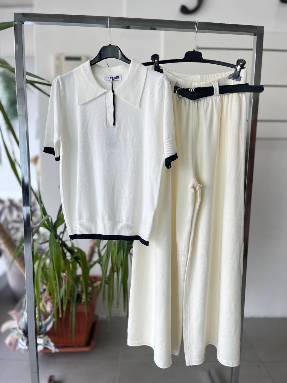 Joie Clair (J-Clair)