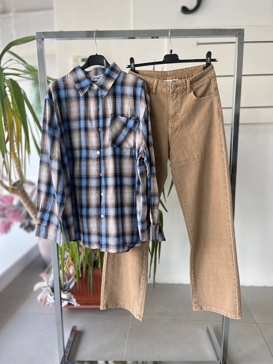 Joie Clair (J-Clair)