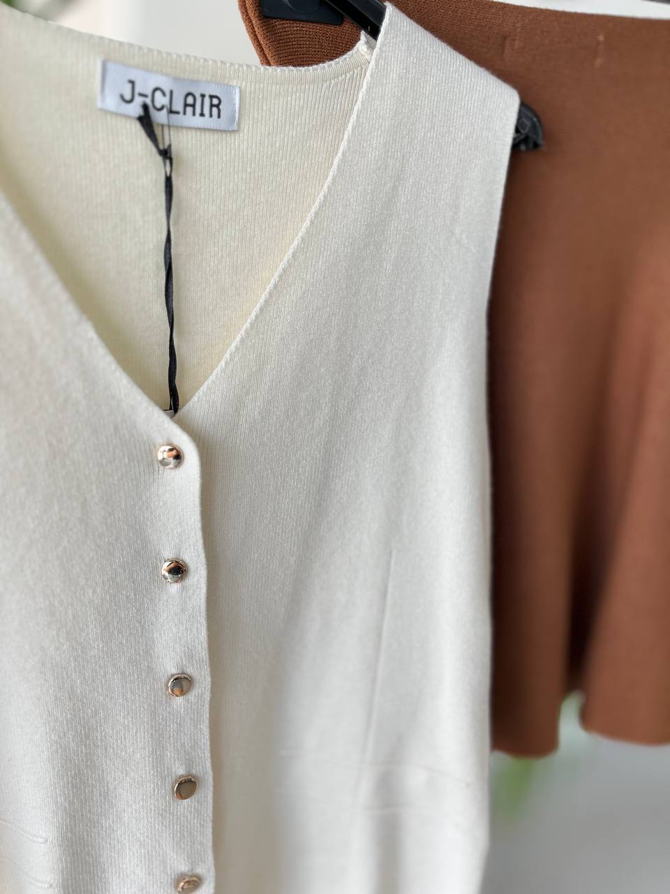 Joie Clair (J-Clair)