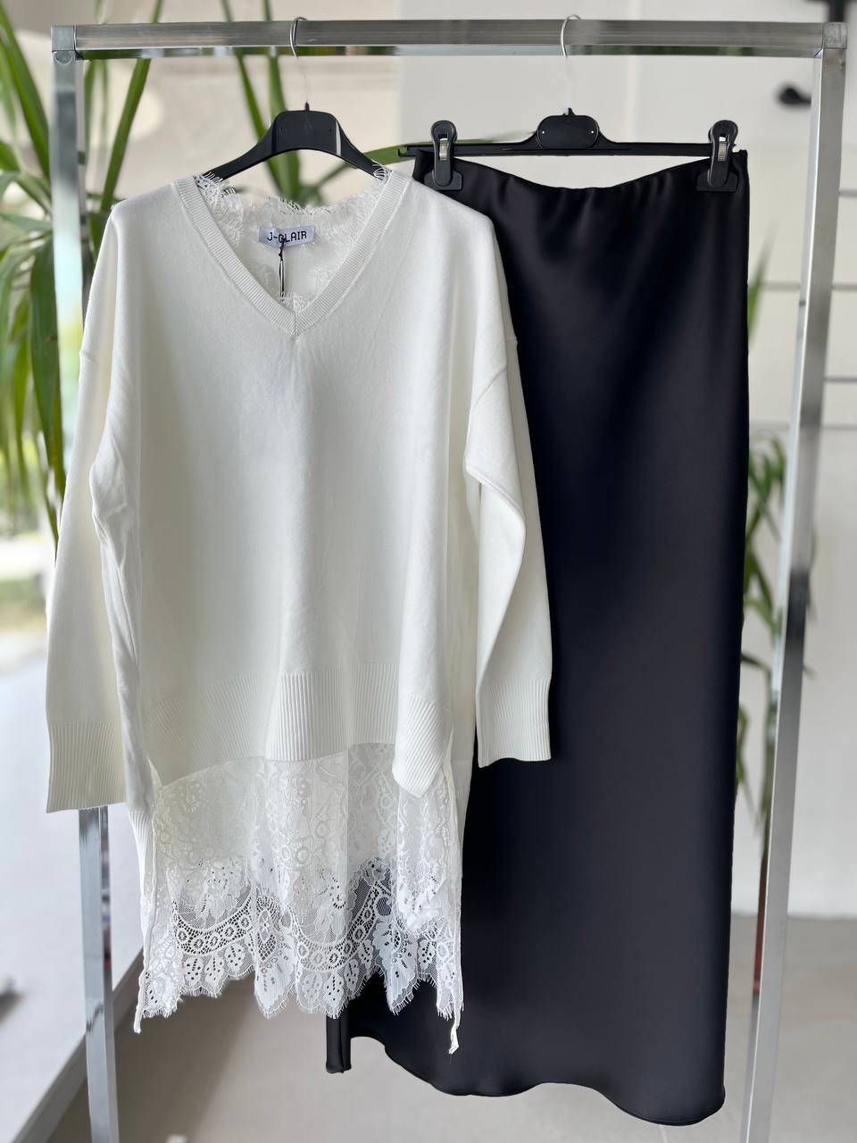 Joie Clair (J-Clair)