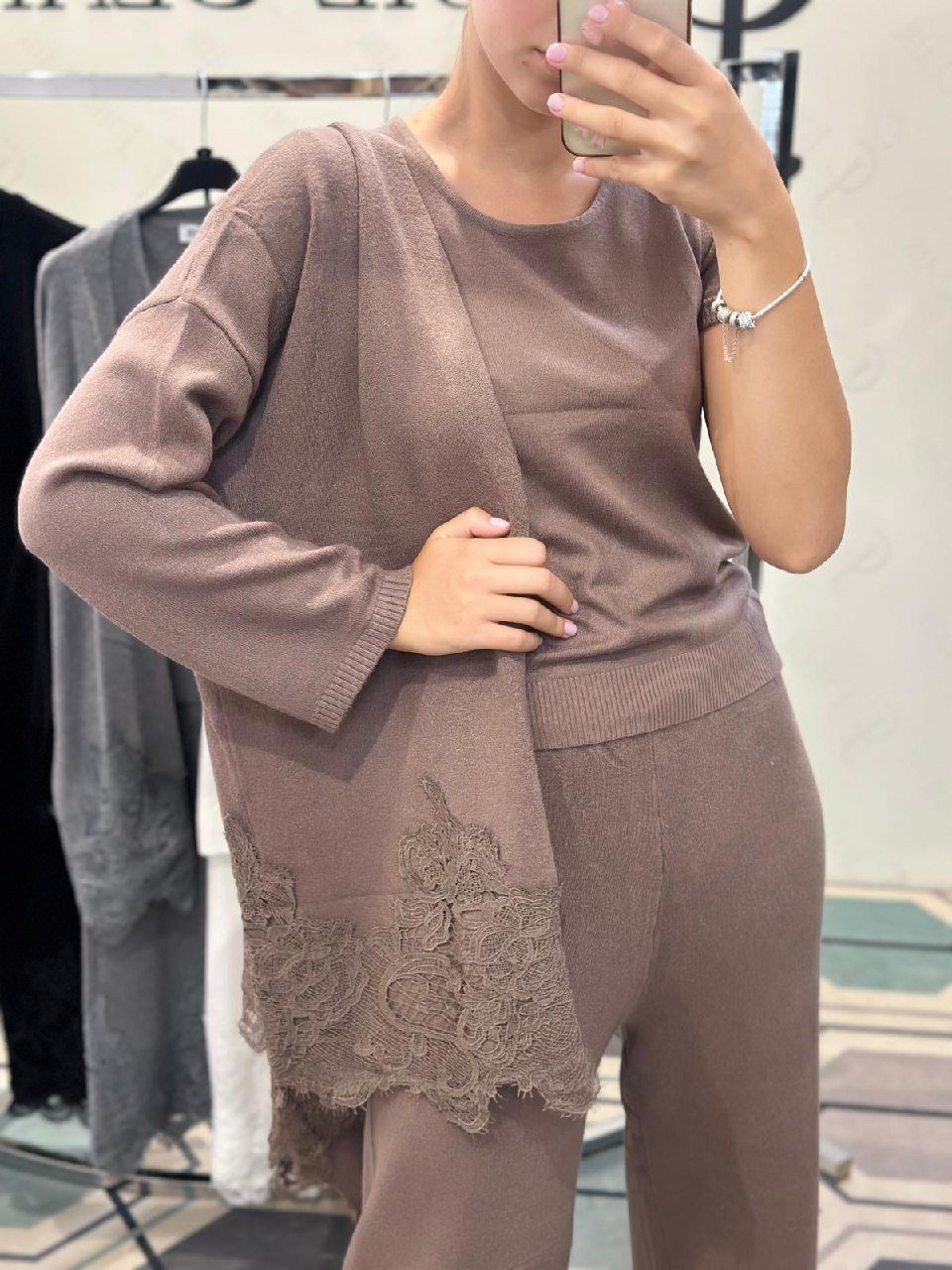 Фото Joie Clair (J-Clair)