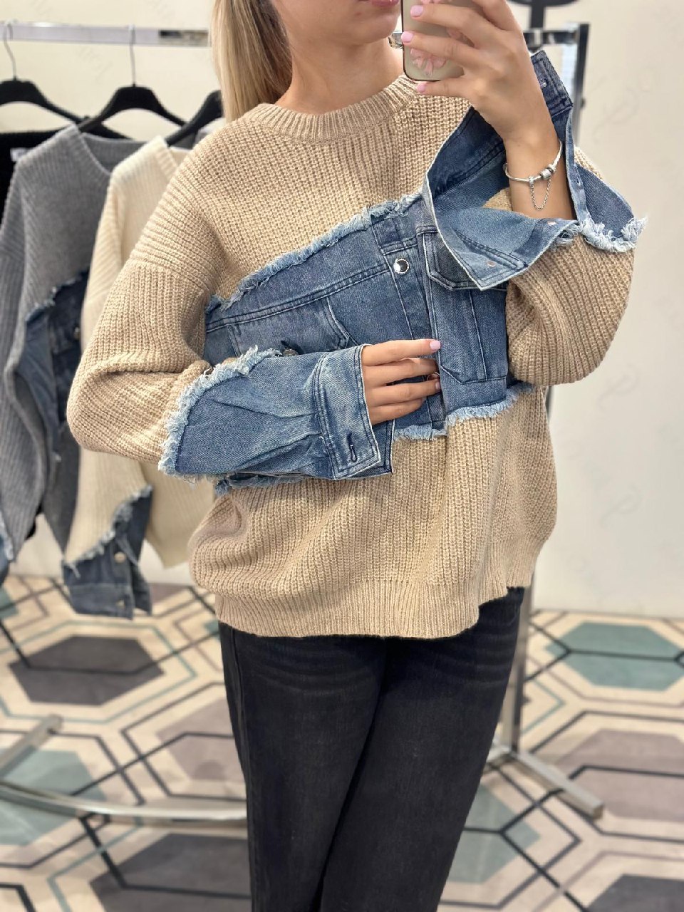 Фото Joie Clair (J-Clair)