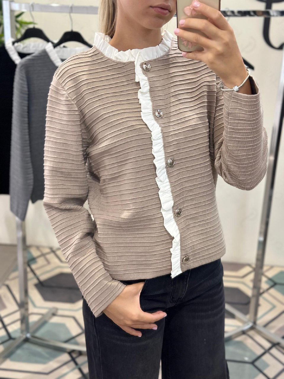 Фото Joie Clair (J-Clair)