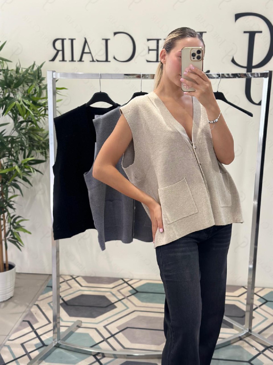 Фото Joie Clair (J-Clair)