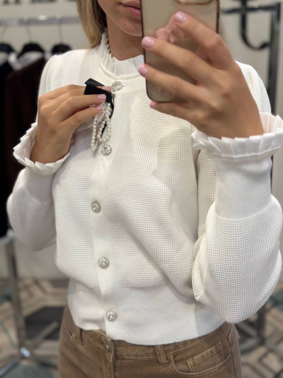 Joie Clair (J-Clair)