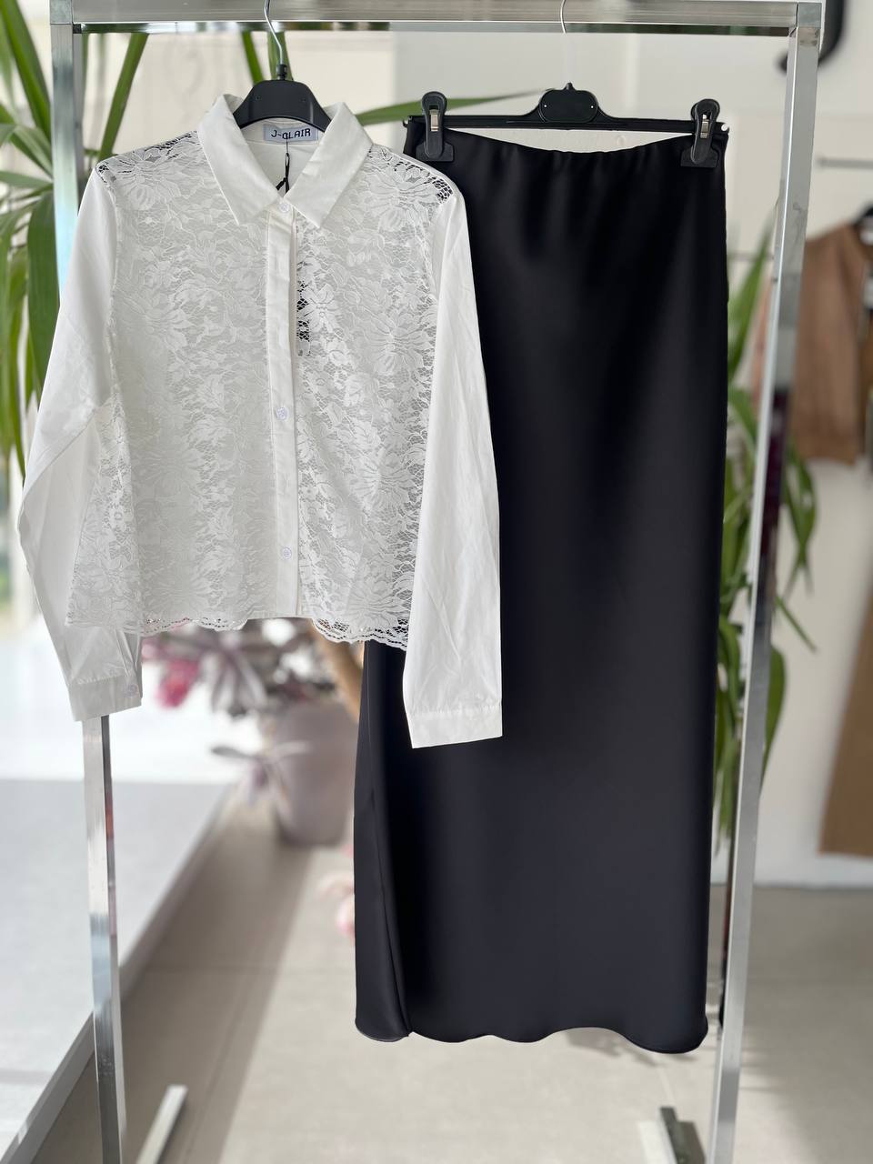 Joie Clair (J-Clair)