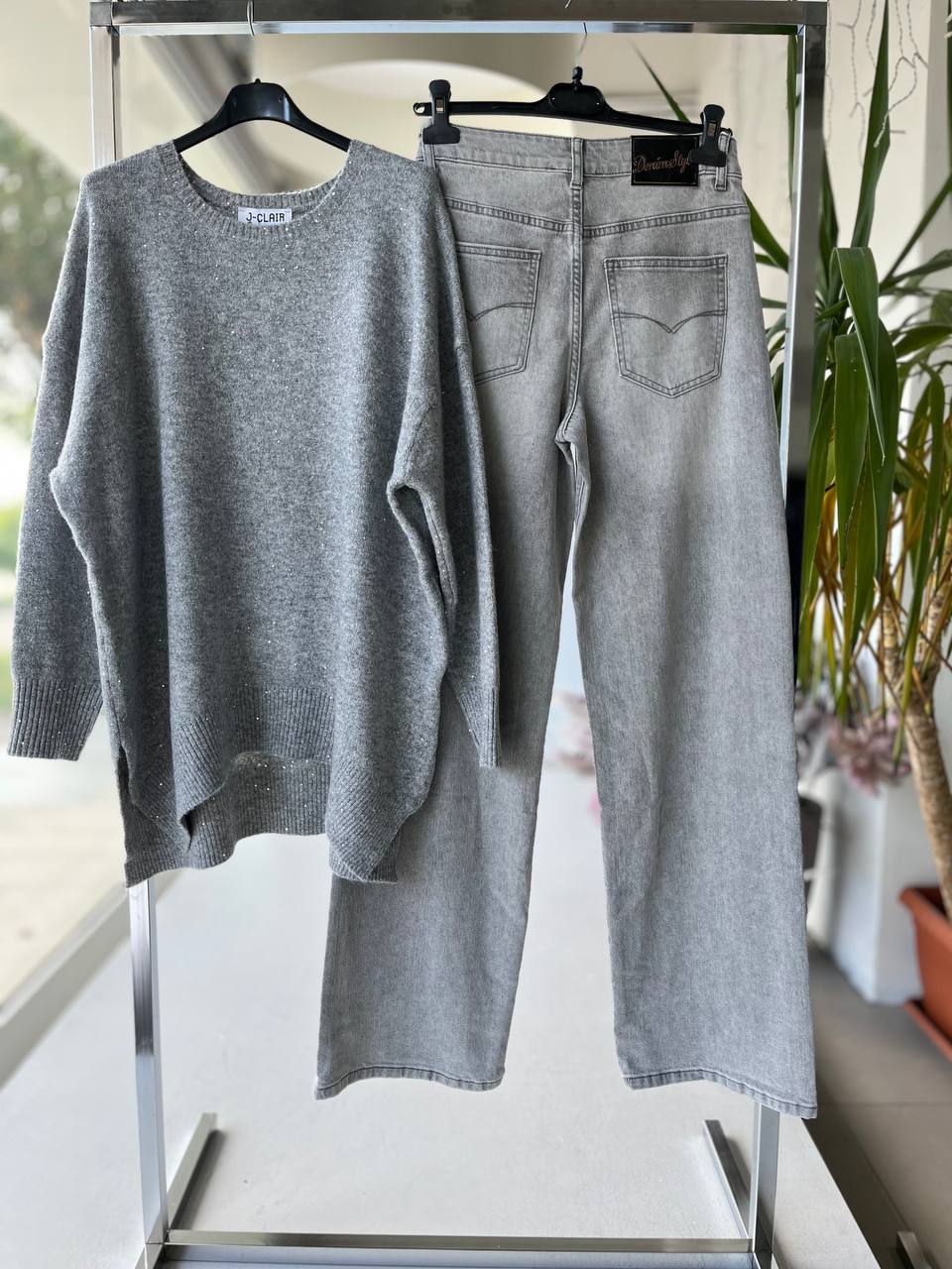 Joie Clair (J-Clair)