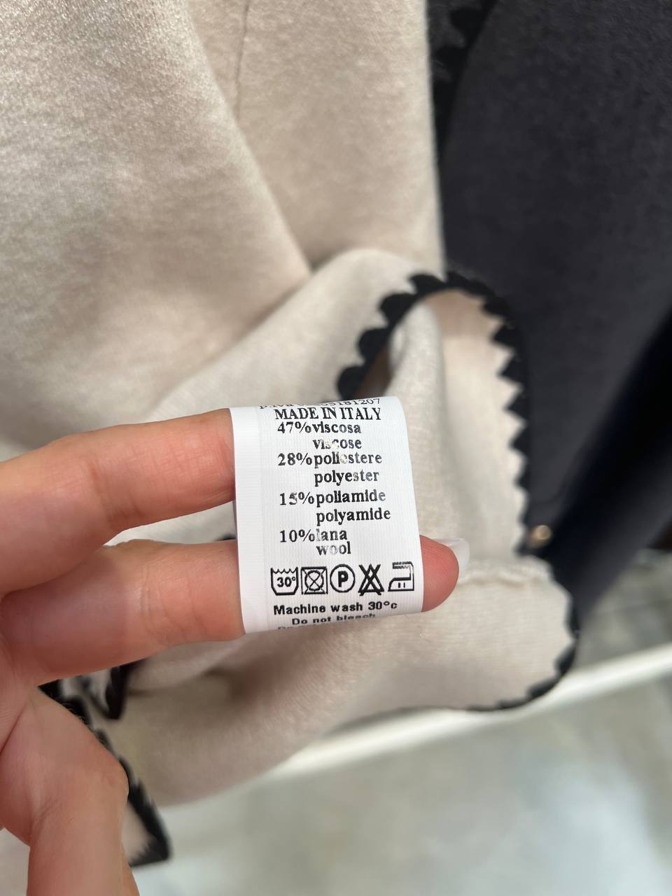 Amelie Follies (Michelle)