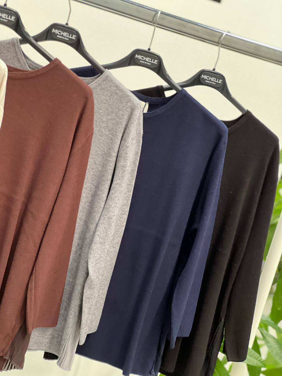 Amelie Follies (Michelle)