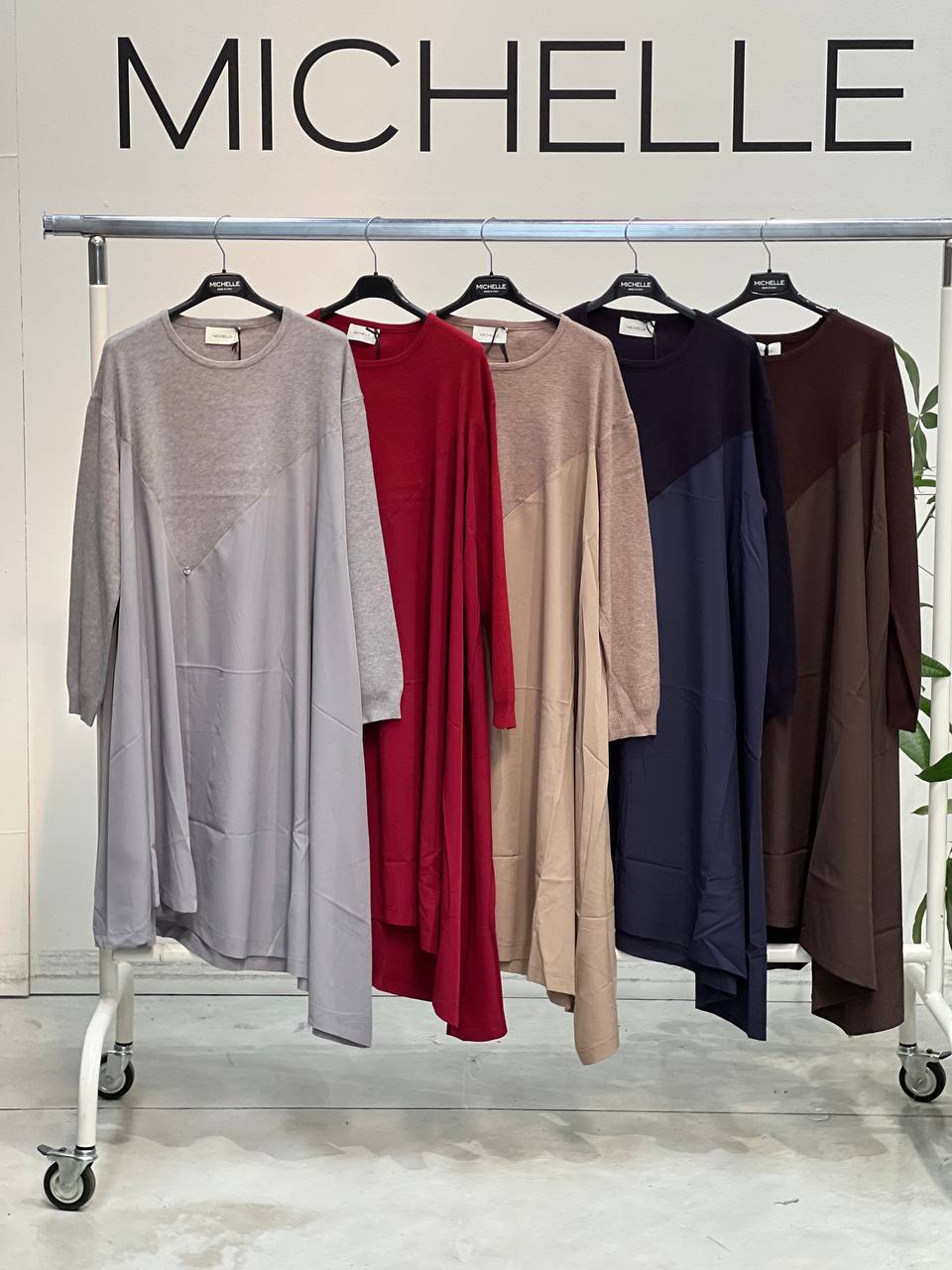 Amelie Follies (Michelle)