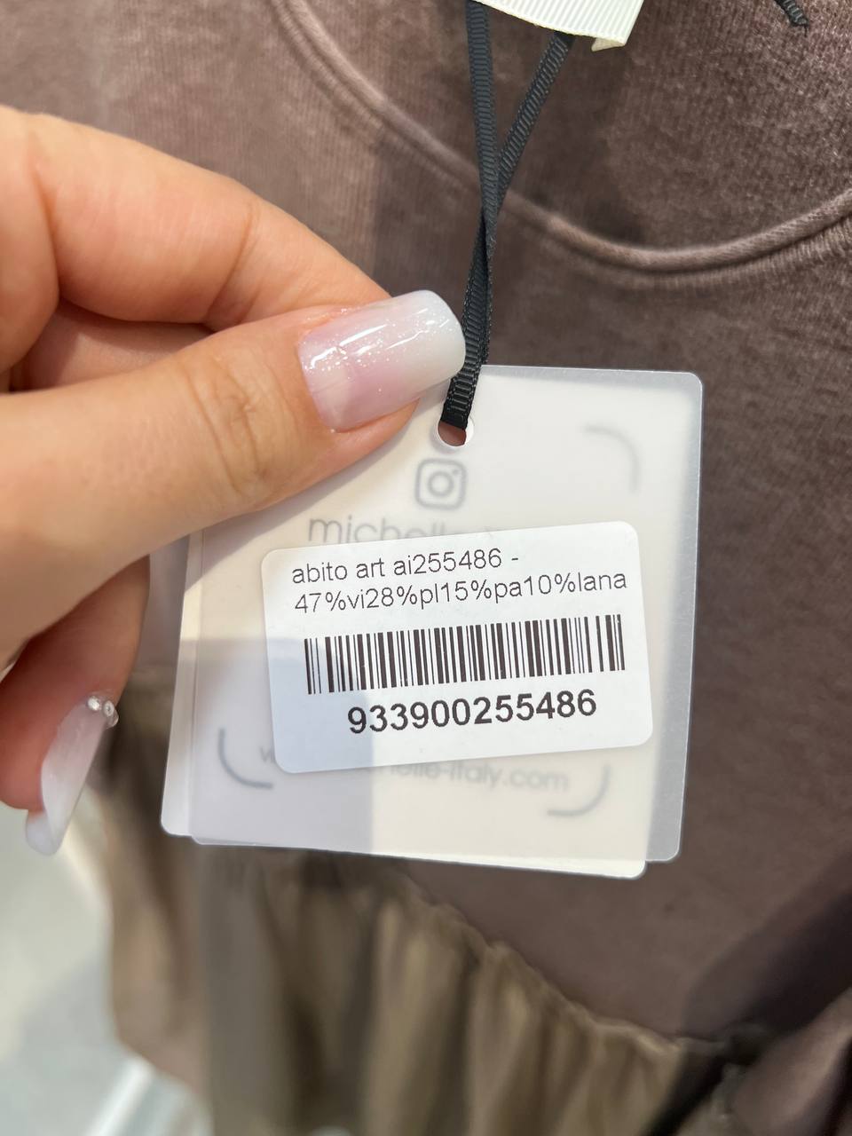 Amelie Follies (Michelle)