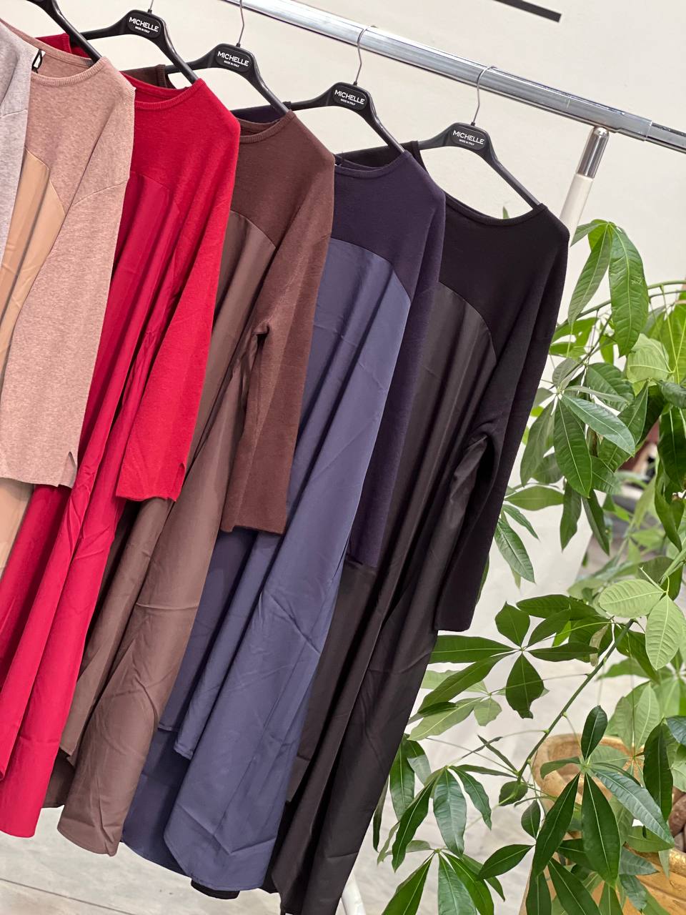 Amelie Follies (Michelle)