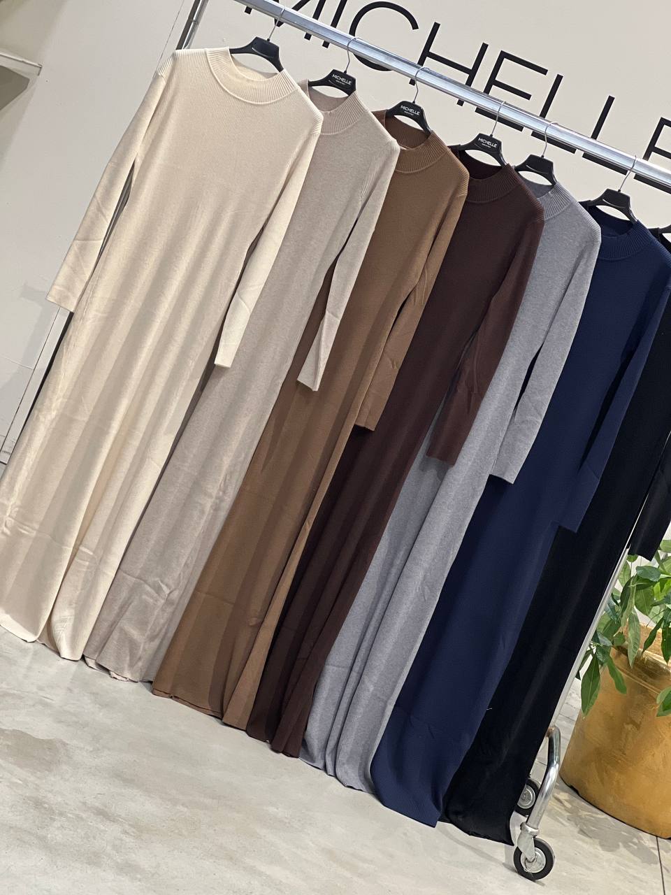 Amelie Follies (Michelle)