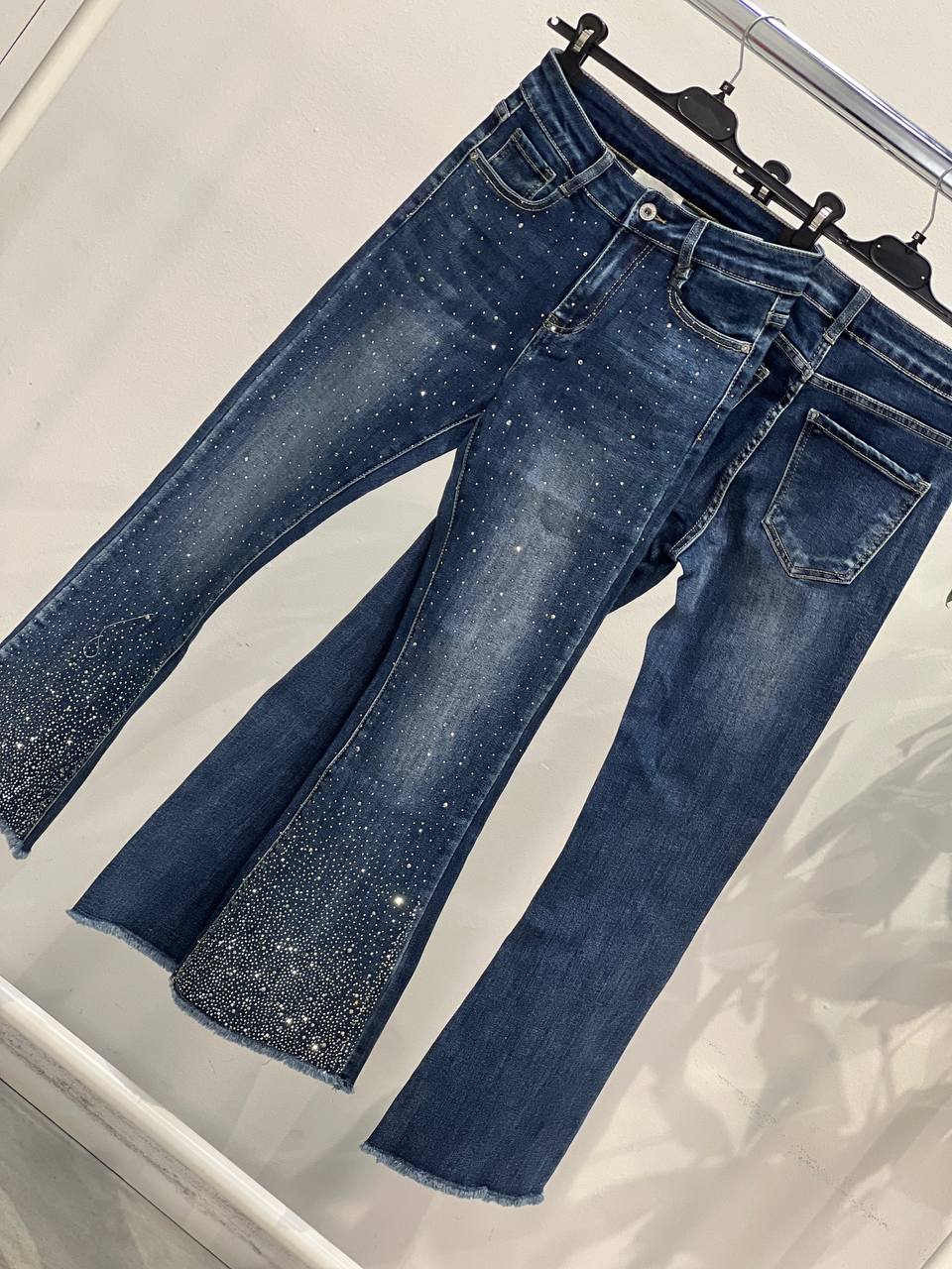 Amelie Follies (Michelle)