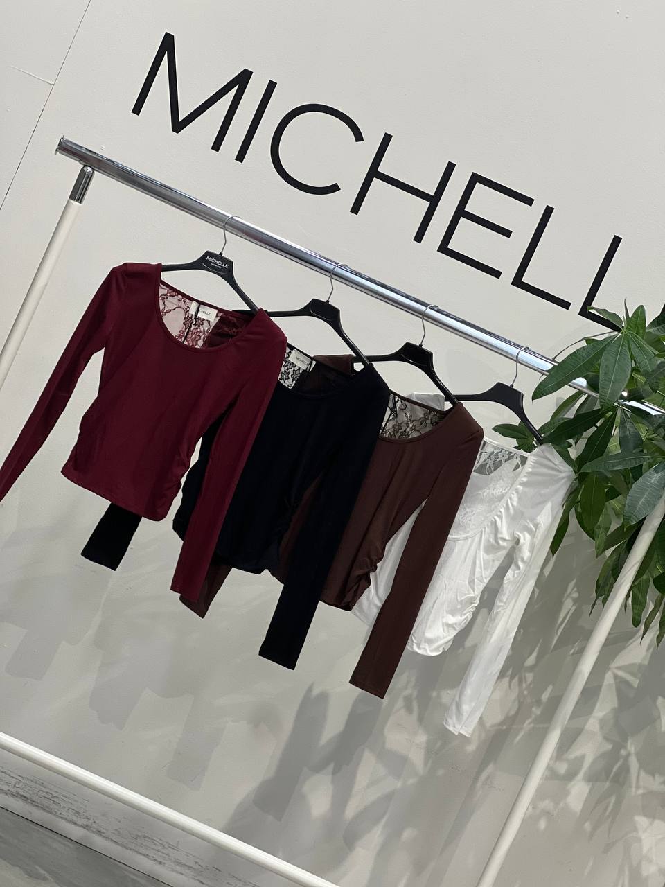 Amelie Follies (Michelle)