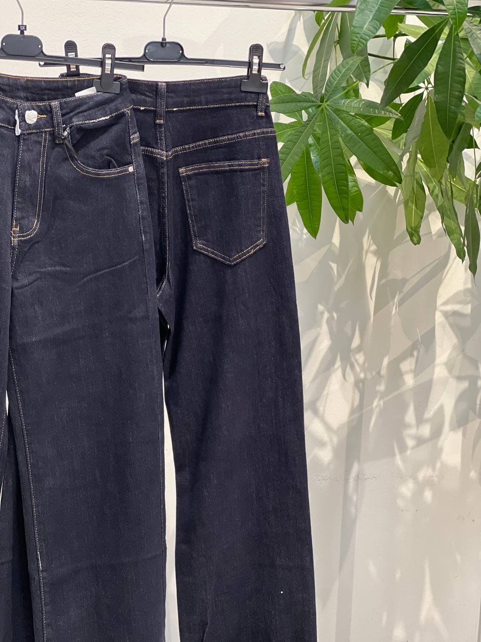 Amelie Follies (Michelle)