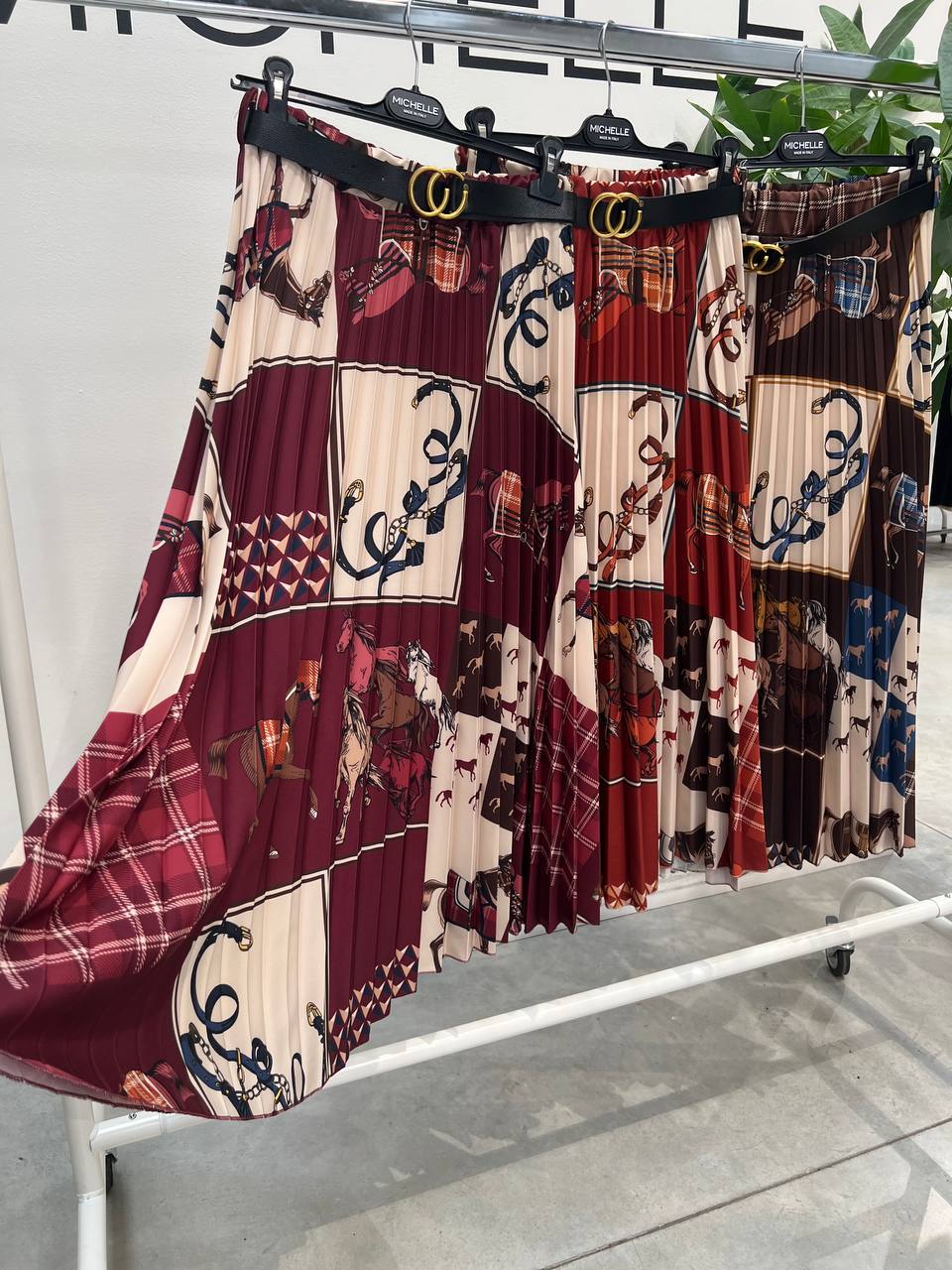 Amelie Follies (Michelle)