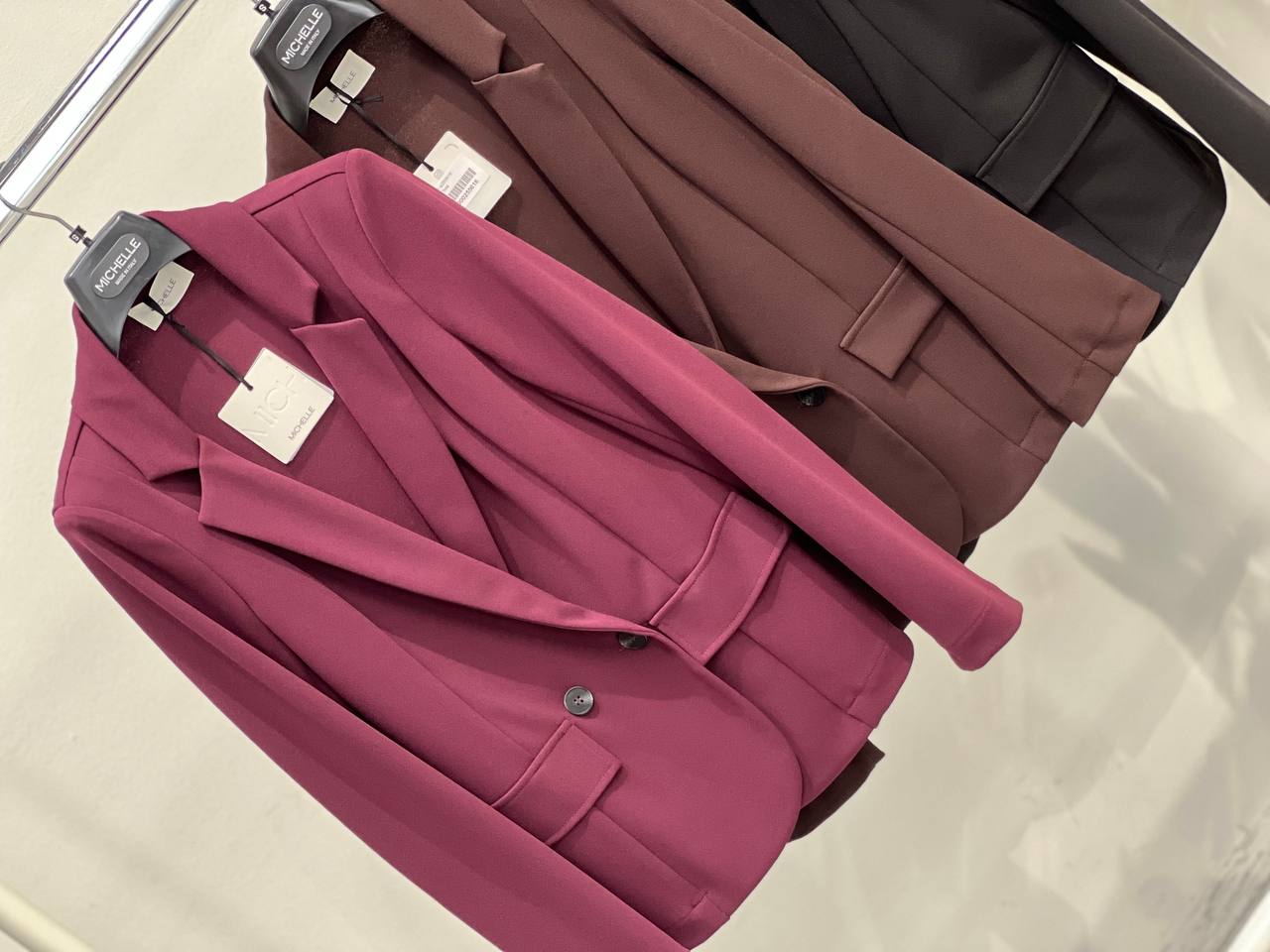 Amelie Follies (Michelle)