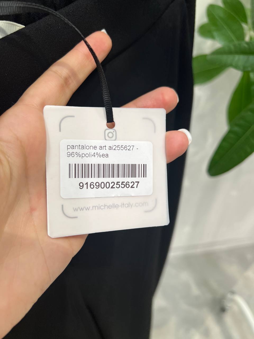 Amelie Follies (Michelle)