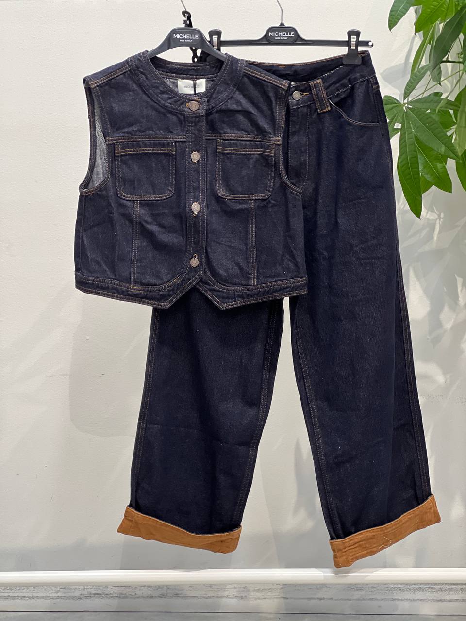 Amelie Follies (Michelle)