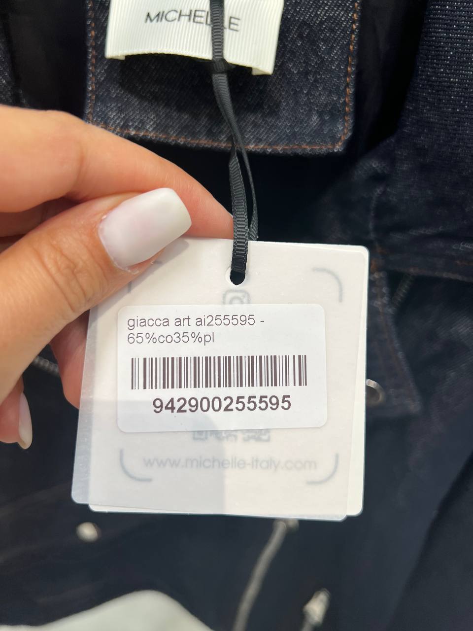 Amelie Follies (Michelle)