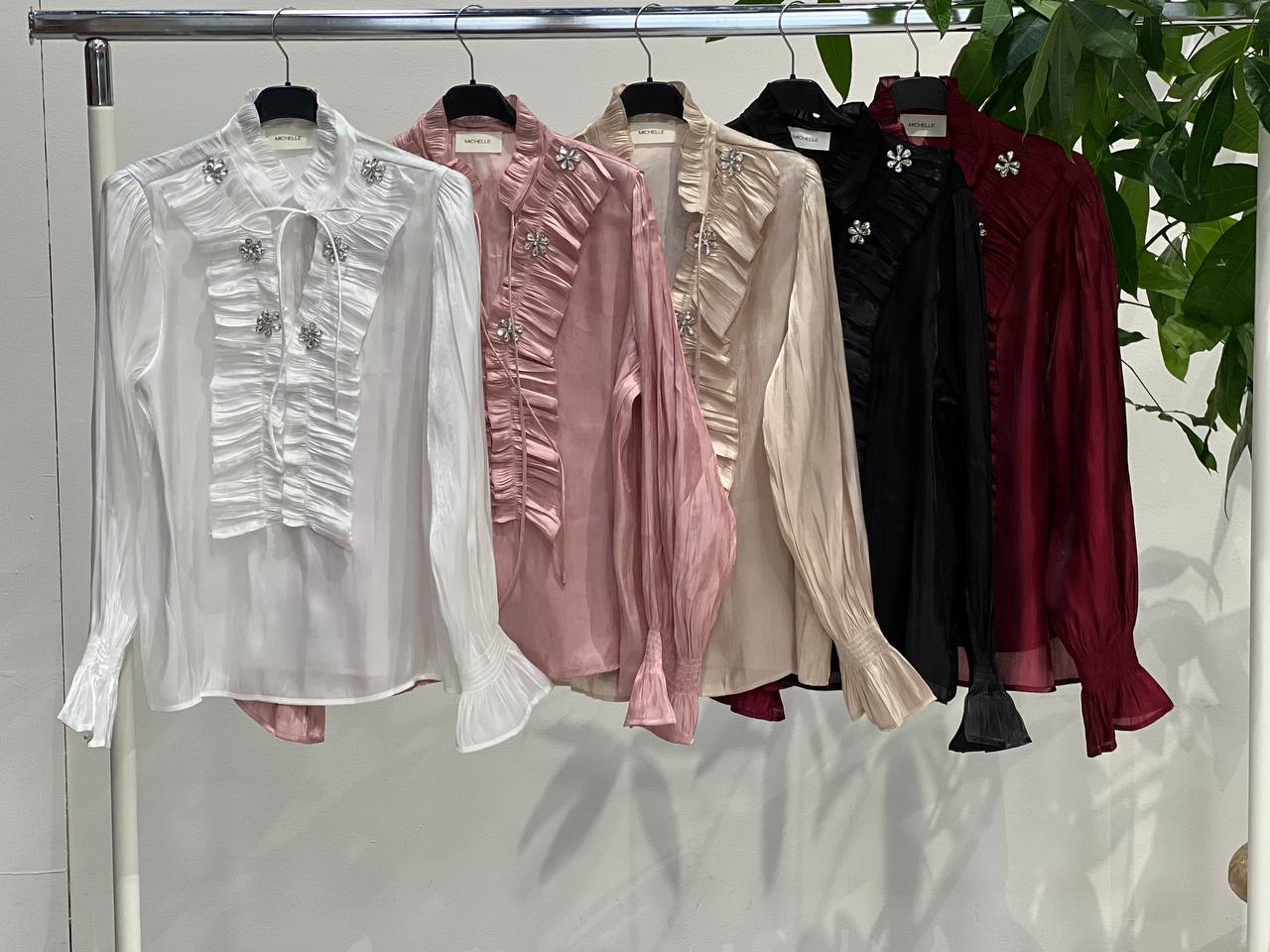 Amelie Follies (Michelle)