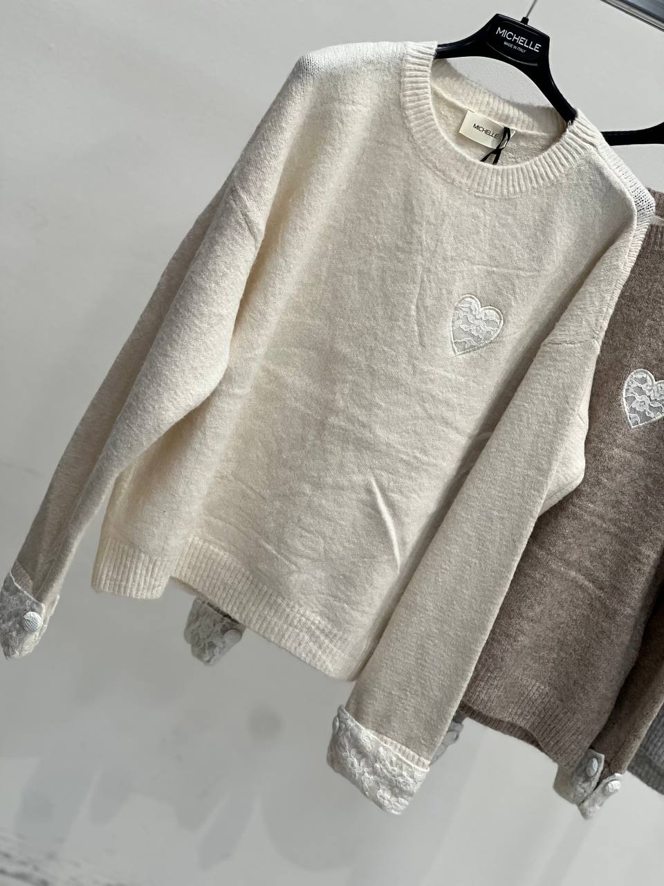 Amelie Follies (Michelle)