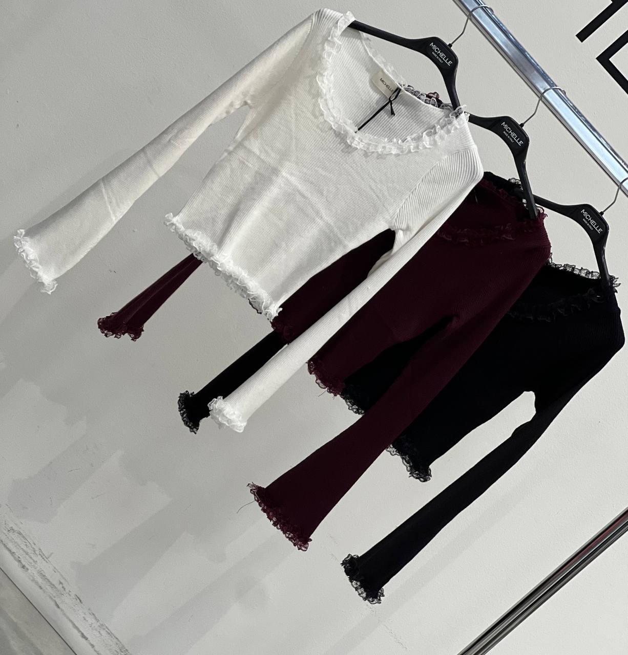 Amelie Follies (Michelle)