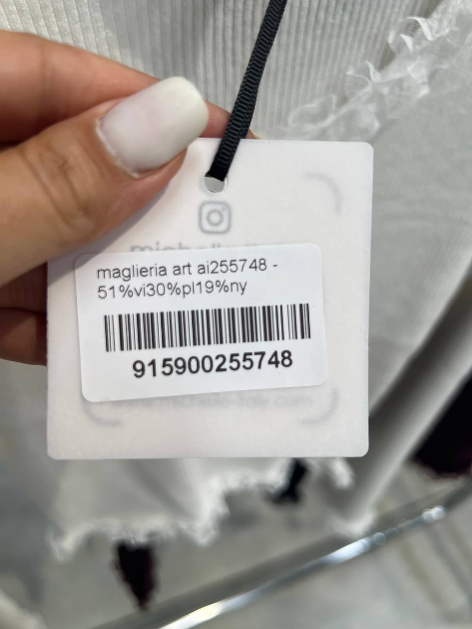 Amelie Follies (Michelle)