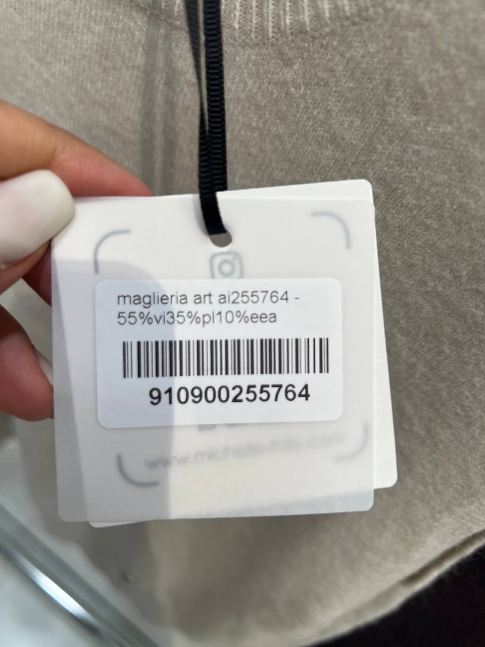 Amelie Follies (Michelle)