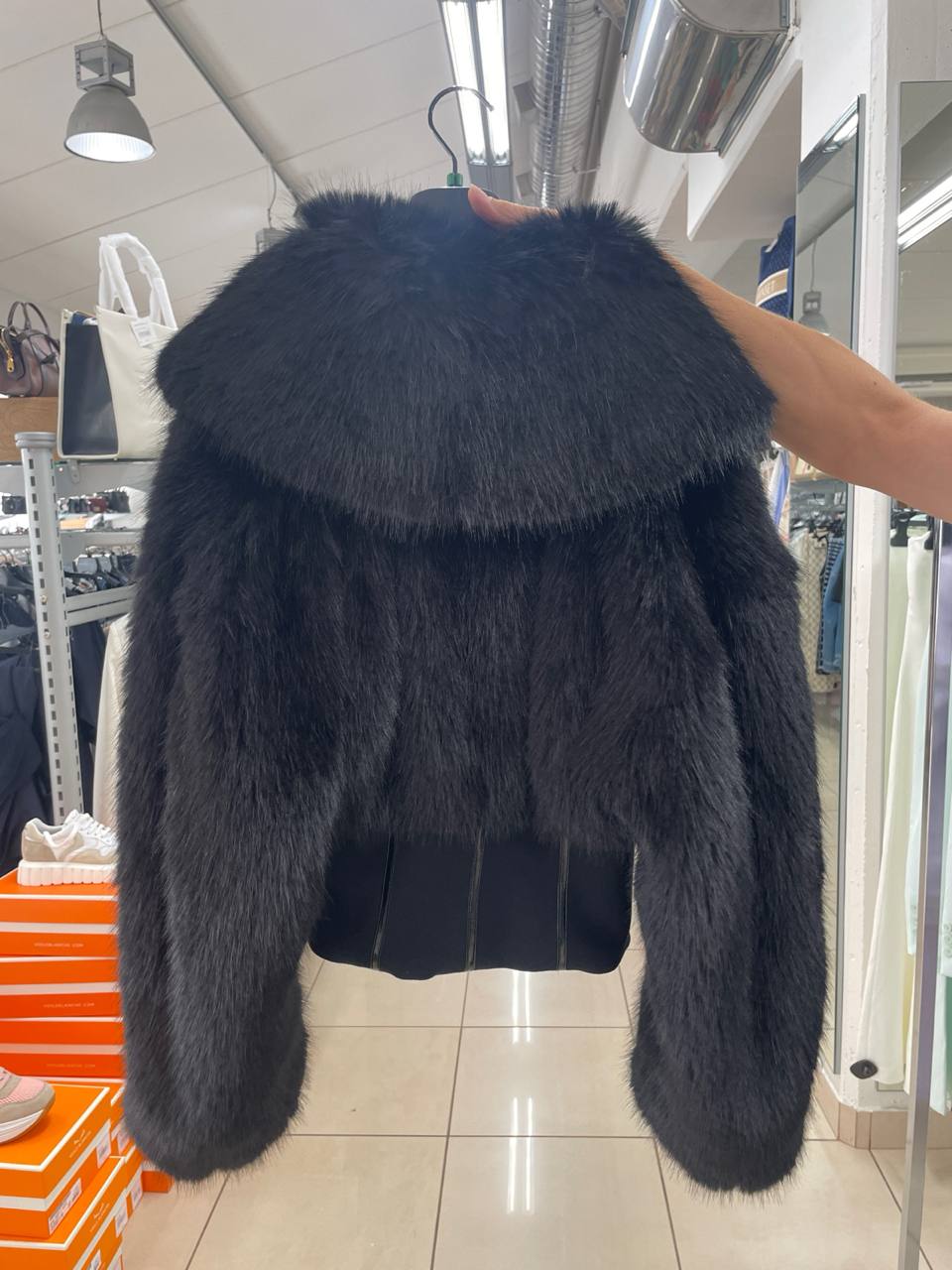 Итальянская одежда, бренд Outlet, арт. 73876479