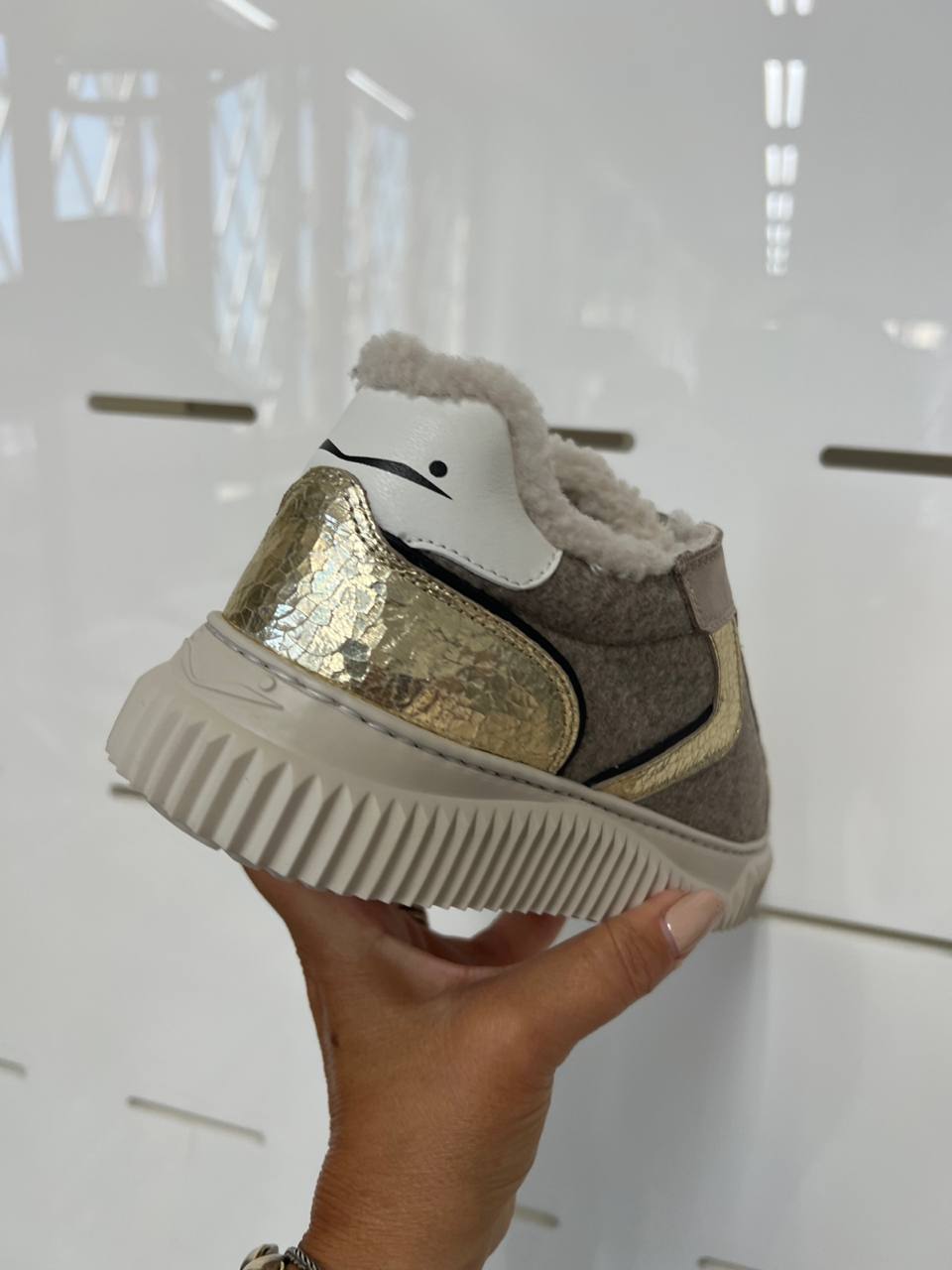 Итальянская одежда, бренд Outlet, арт. 73876712