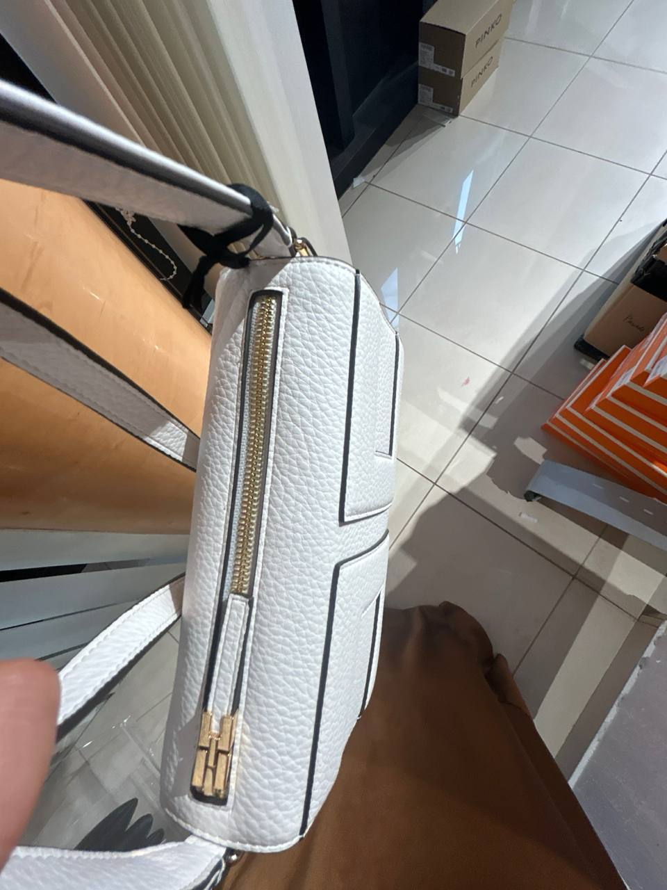 Итальянская одежда, бренд Outlet, арт. 73880000