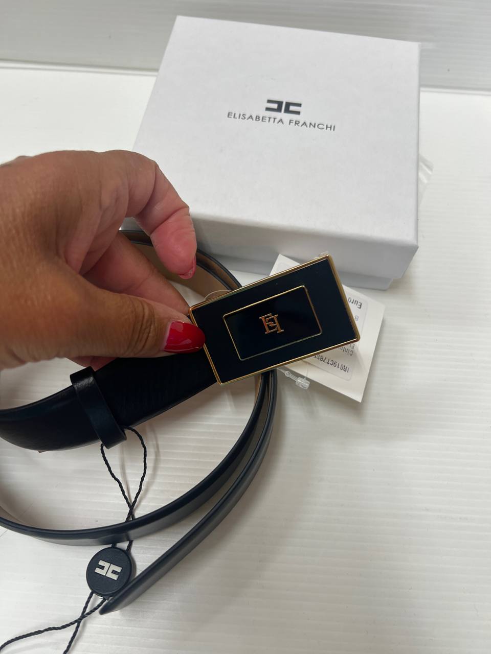 Outlet Фото Outlet