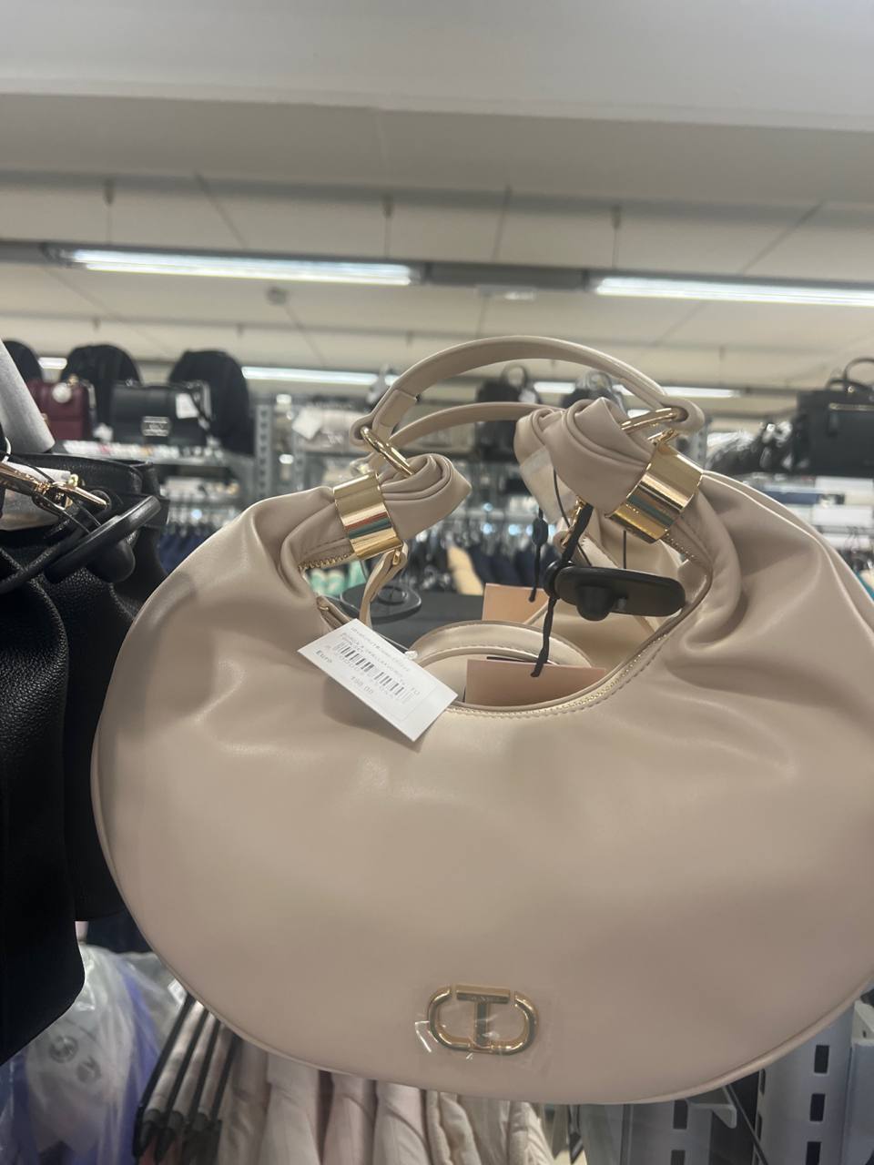Outlet Фото Outlet