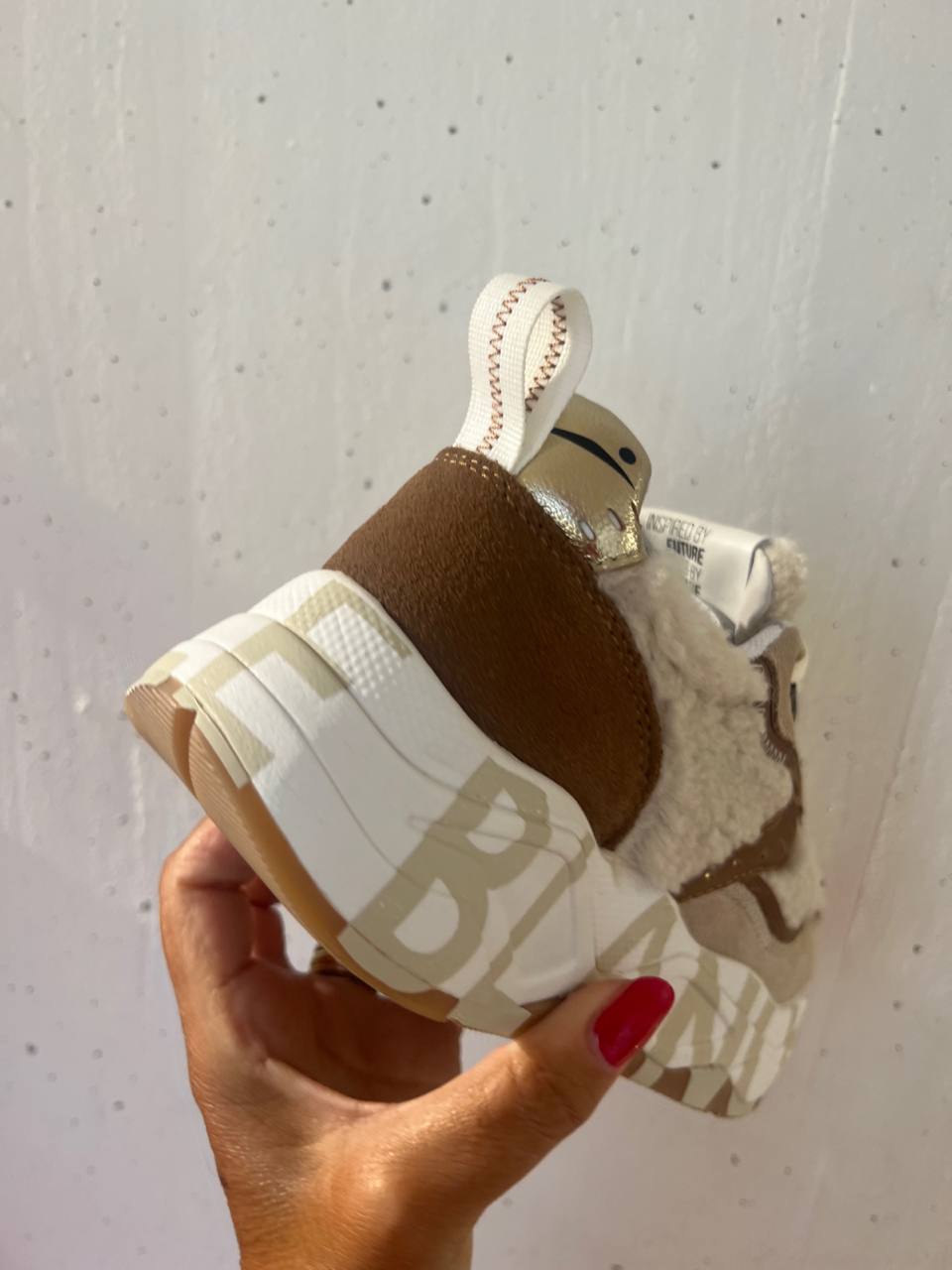 Outlet Фото Outlet