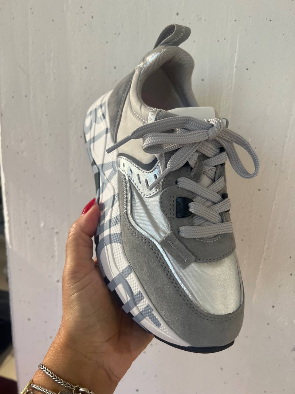 Outlet Фото Outlet