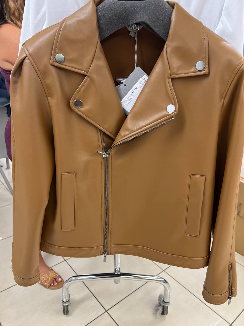 Outlet Фото Outlet