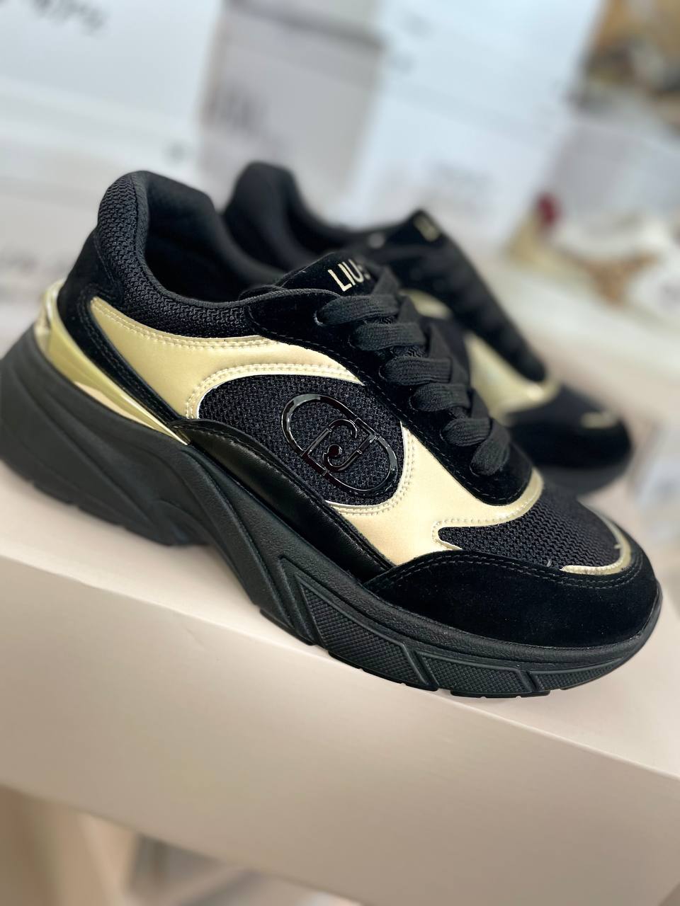 Фото Roberto Serpentini