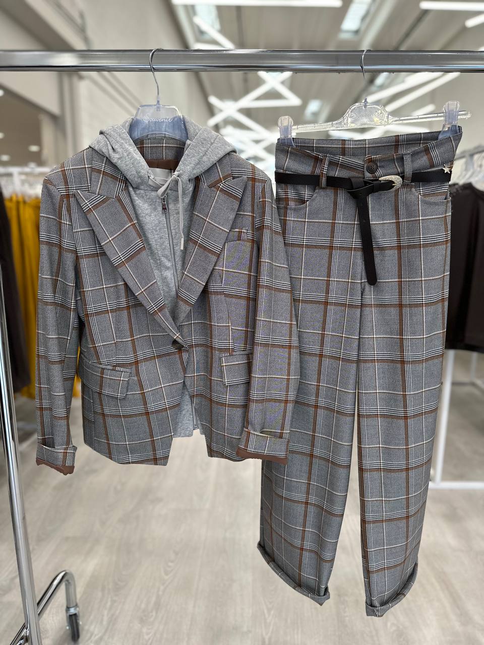 Итальянская одежда, бренд Ljve, арт. 73936090