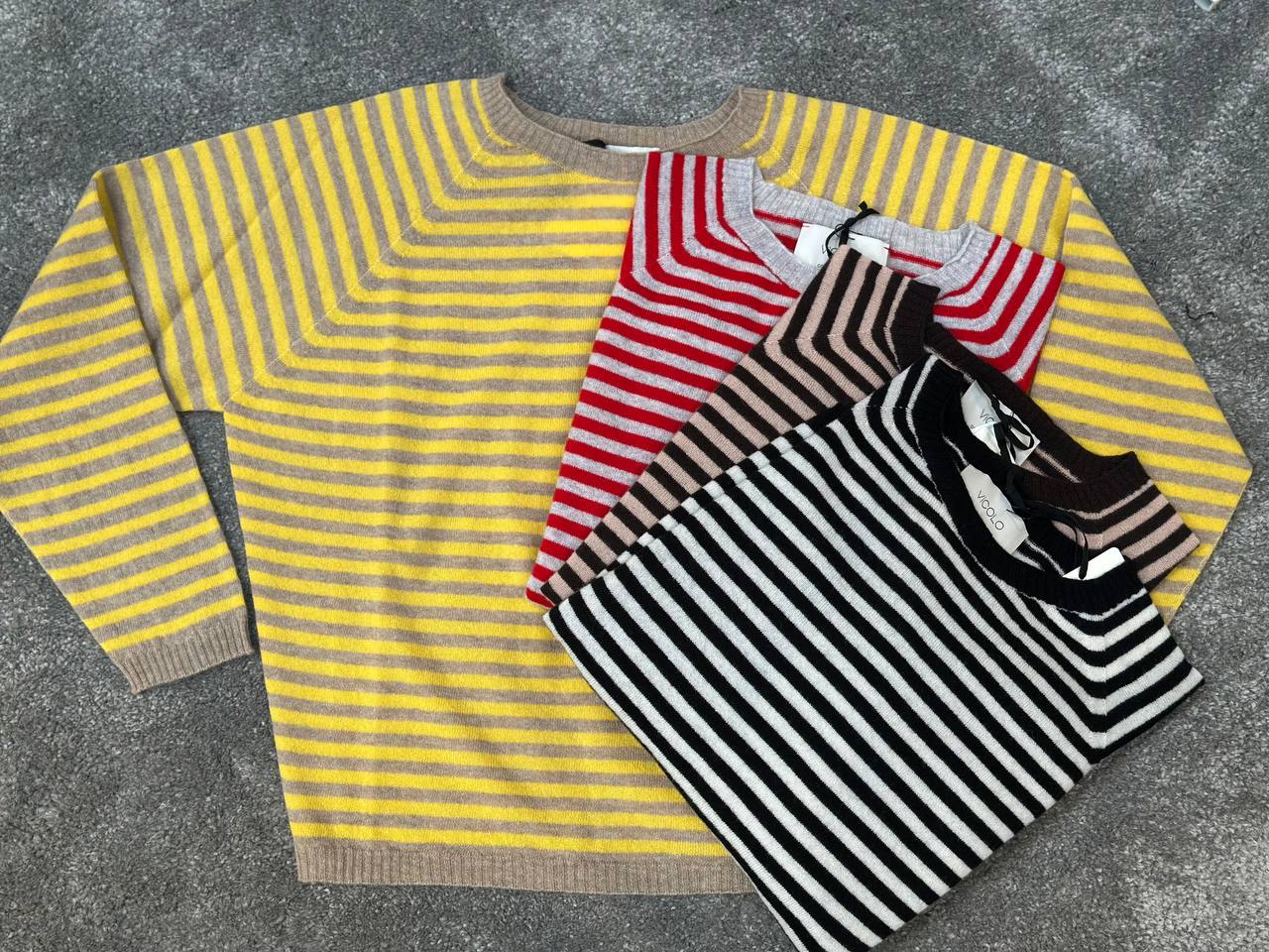 Vicolo Фото Vicolo