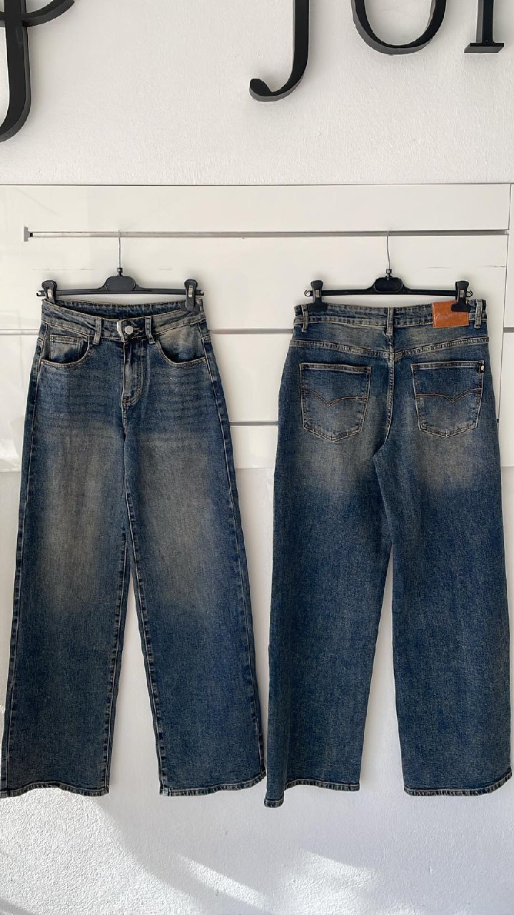 Joie Clair (J-Clair)