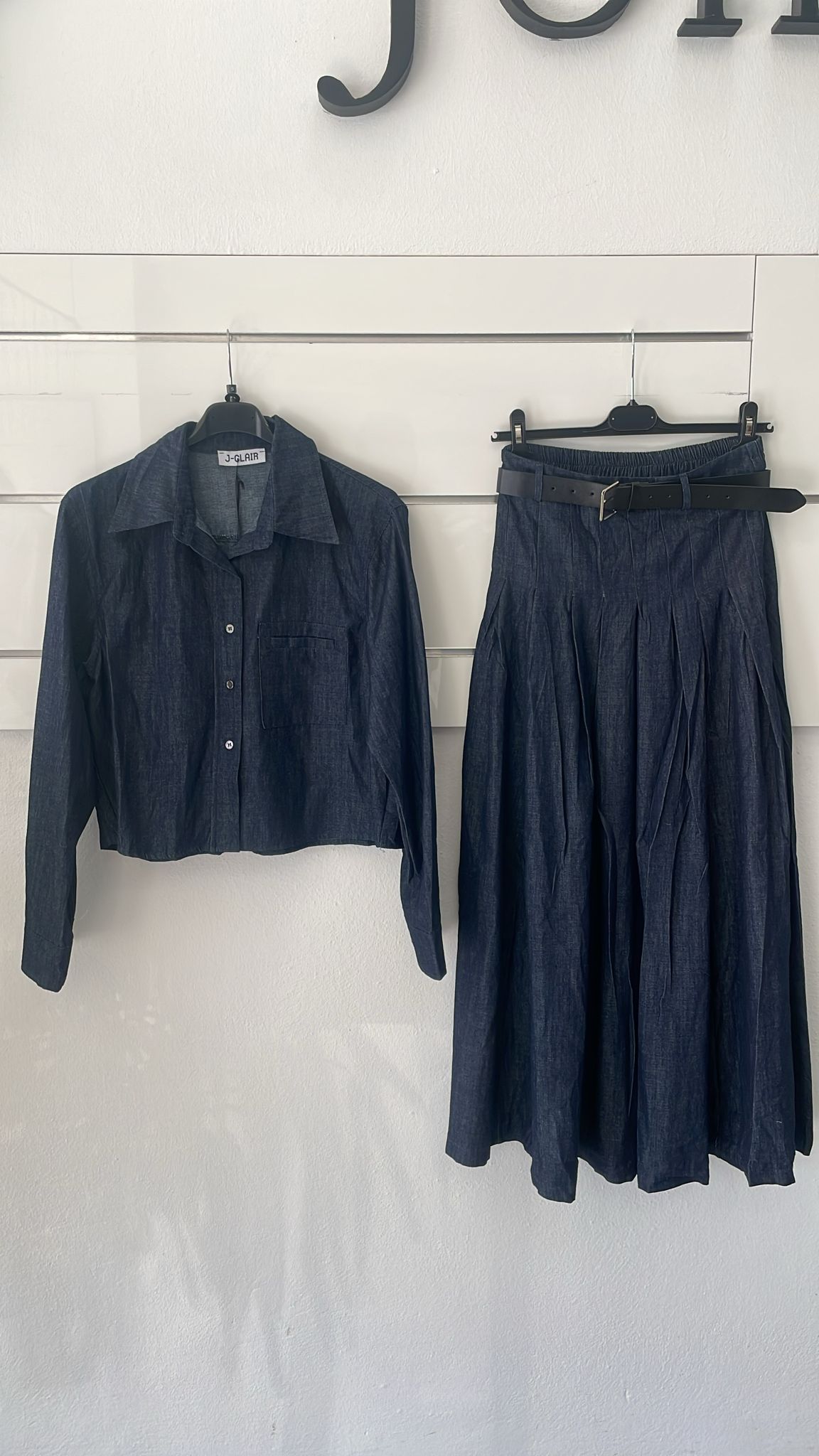 Joie Clair (J-Clair)