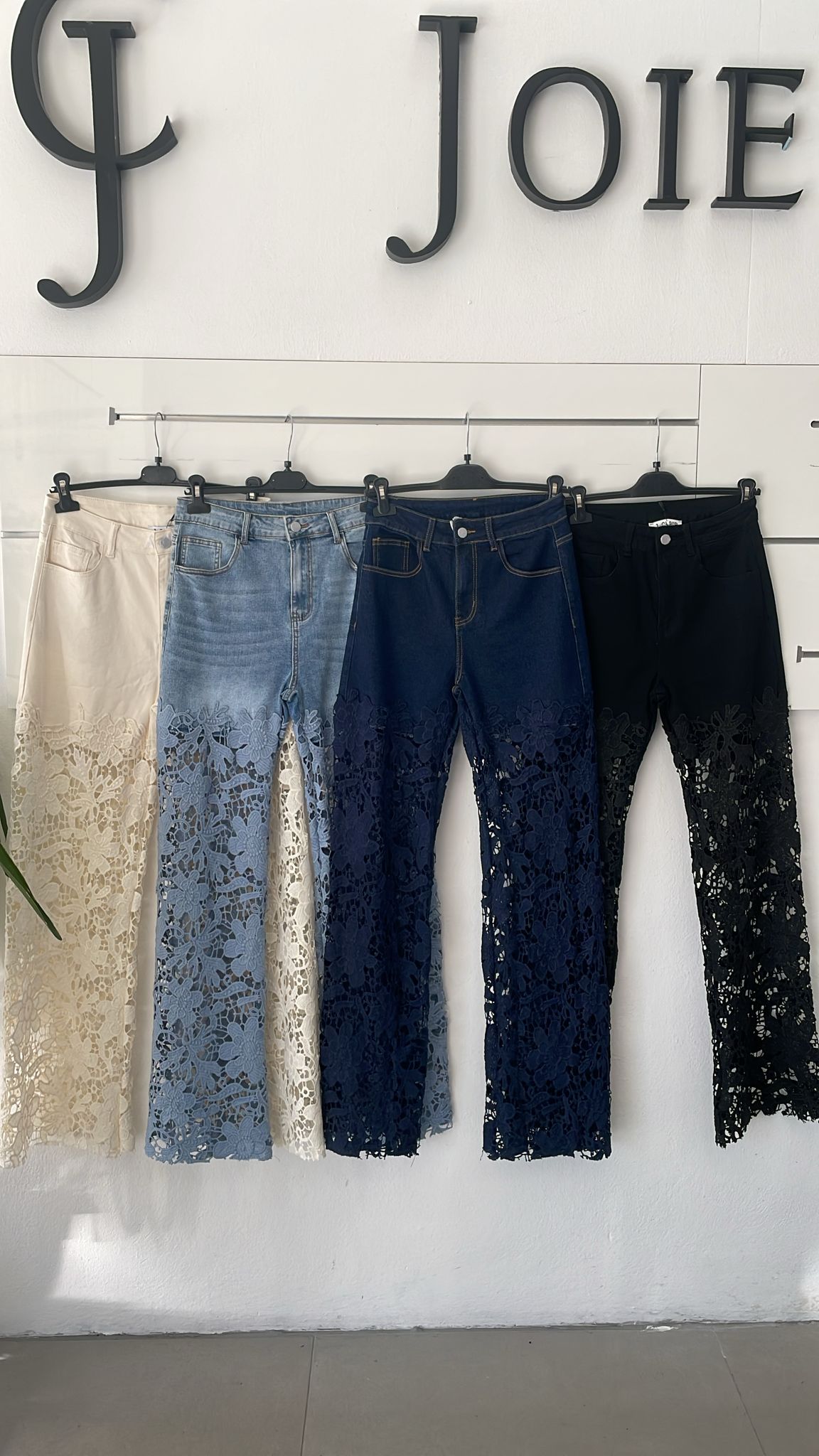 Joie Clair (J-Clair)