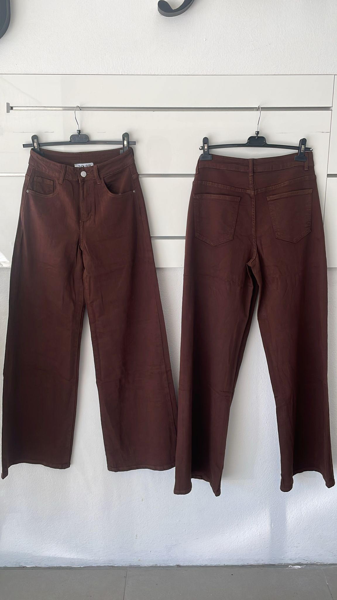 Joie Clair (J-Clair)