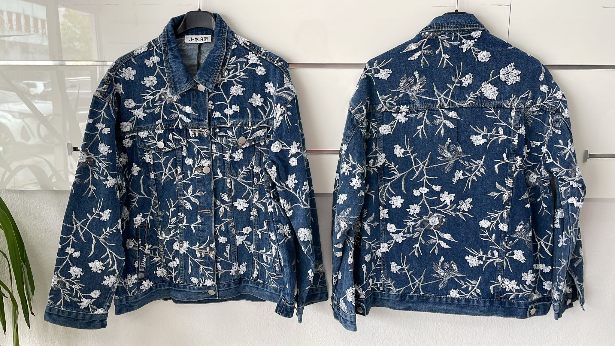 Joie Clair (J-Clair)